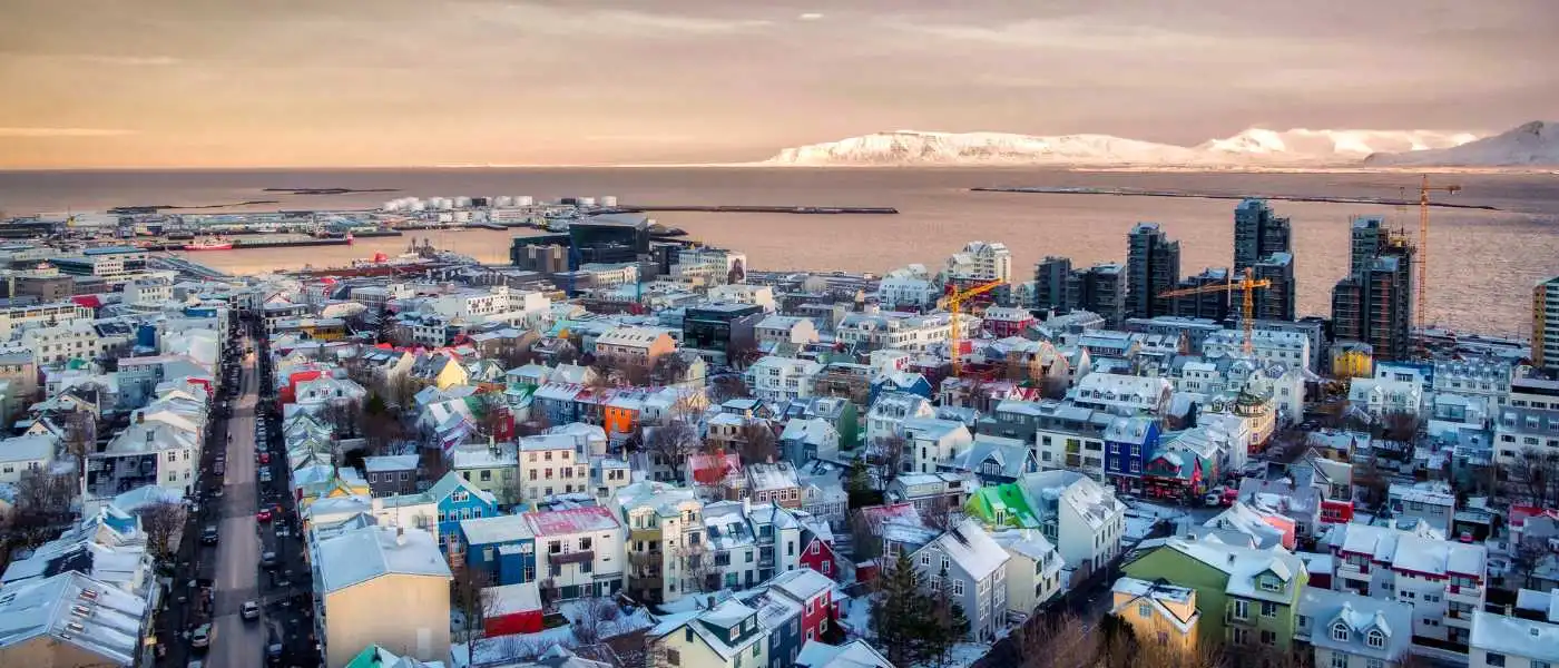 Discovering & Navigating Reykjavik: How to Get In and Out